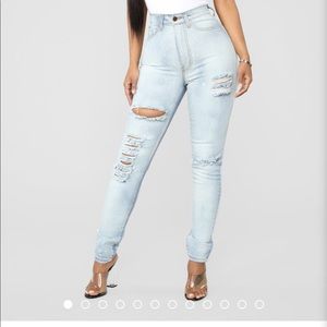 Fashion nova skinny jeans size 1